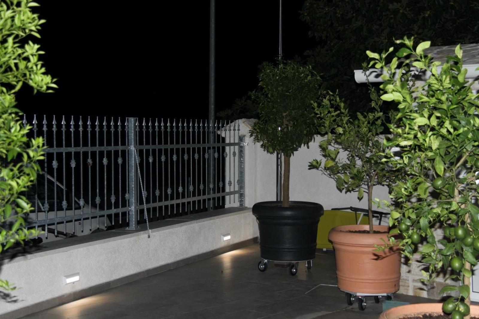 Apartments Lord Pirovac Exterior foto